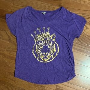 Ladies Next Level T-Shirt - Size Medium